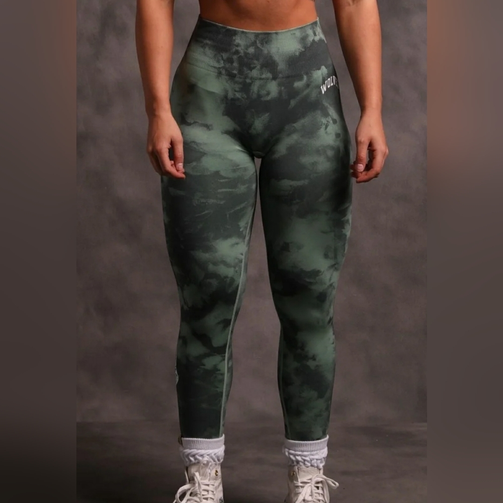Darc SheBig Wolf leggings